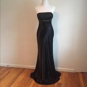 Women’s Alfred Angelo Black strapless prom dress